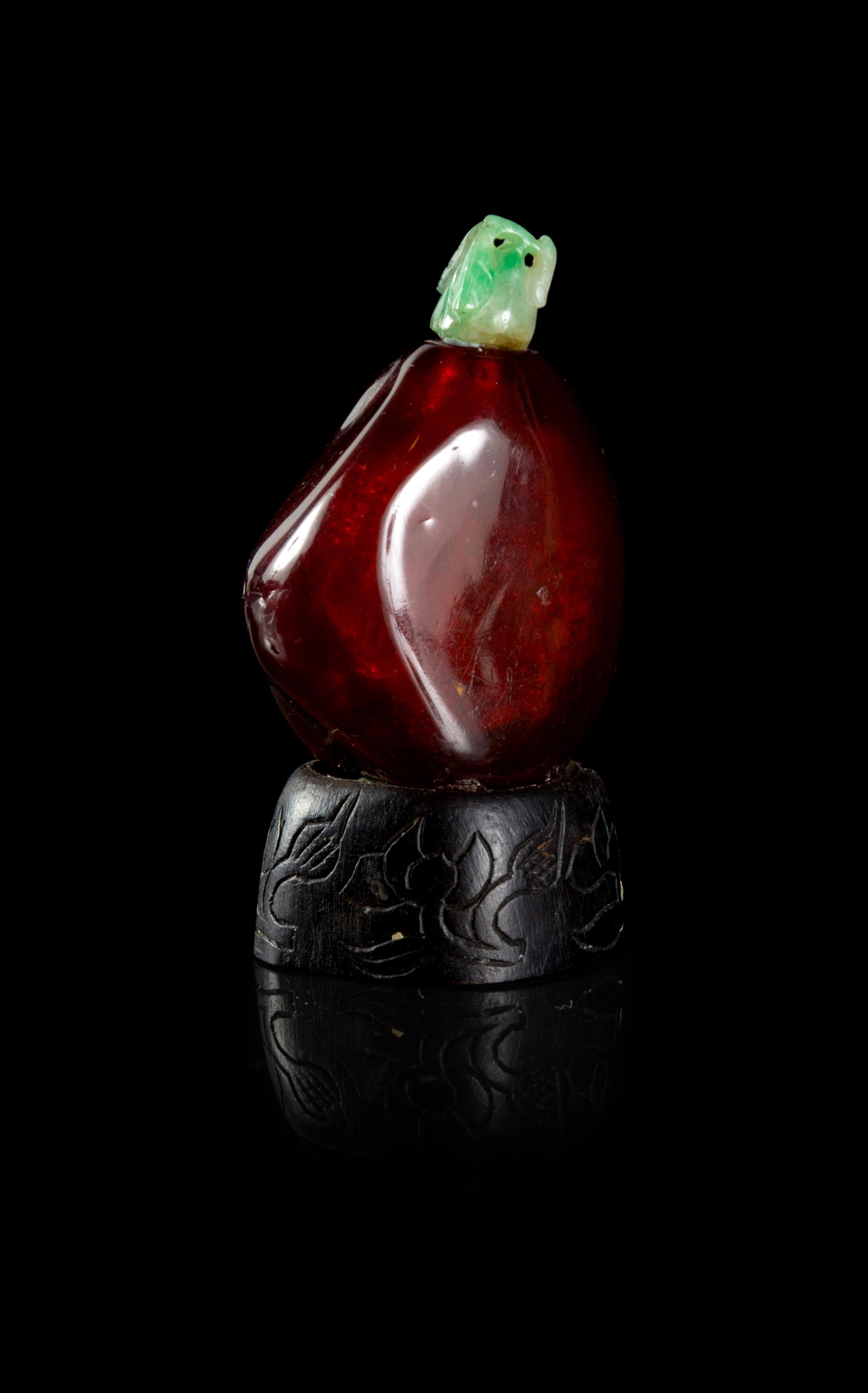 An Amber Snuff Bottle