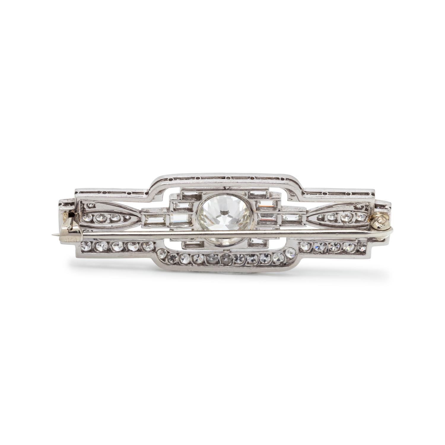 ART DECO, DIAMOND BROOCH