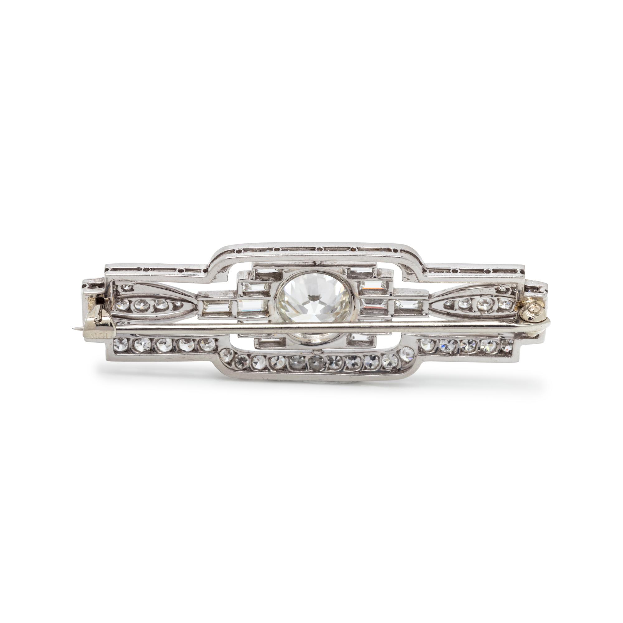 ART DECO, DIAMOND BROOCH