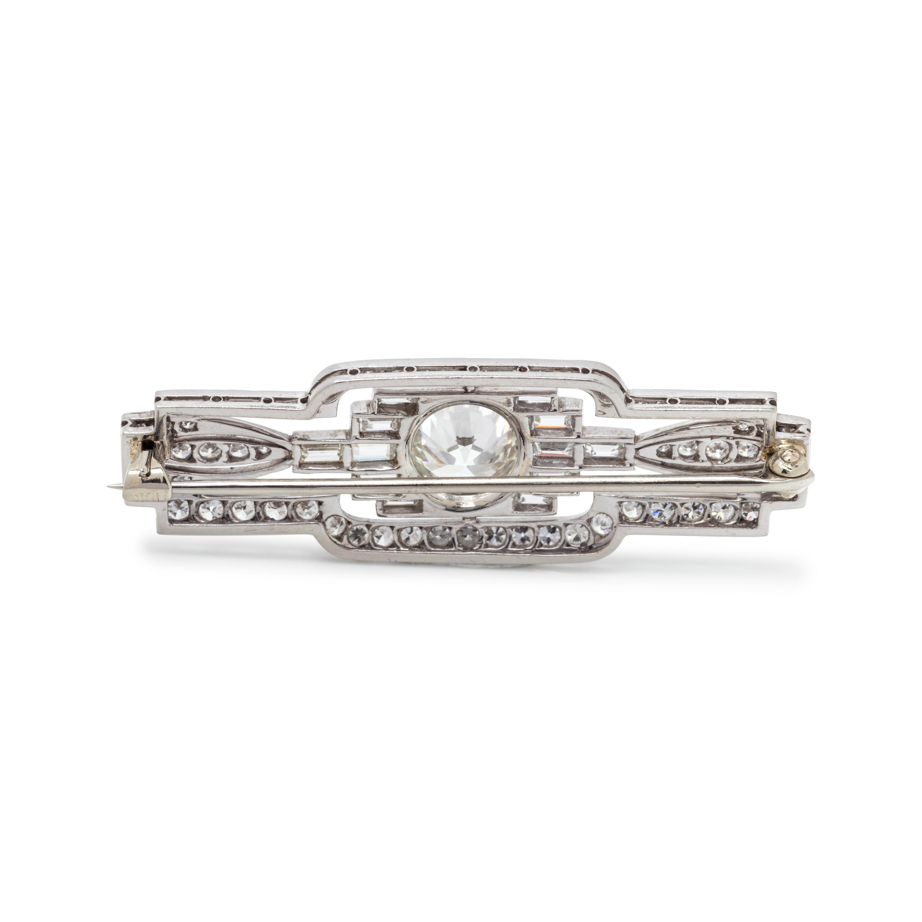 ART DECO, DIAMOND BROOCH
