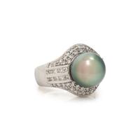 CULTURED TAHITIAN PEARL AND DIAMOND RING