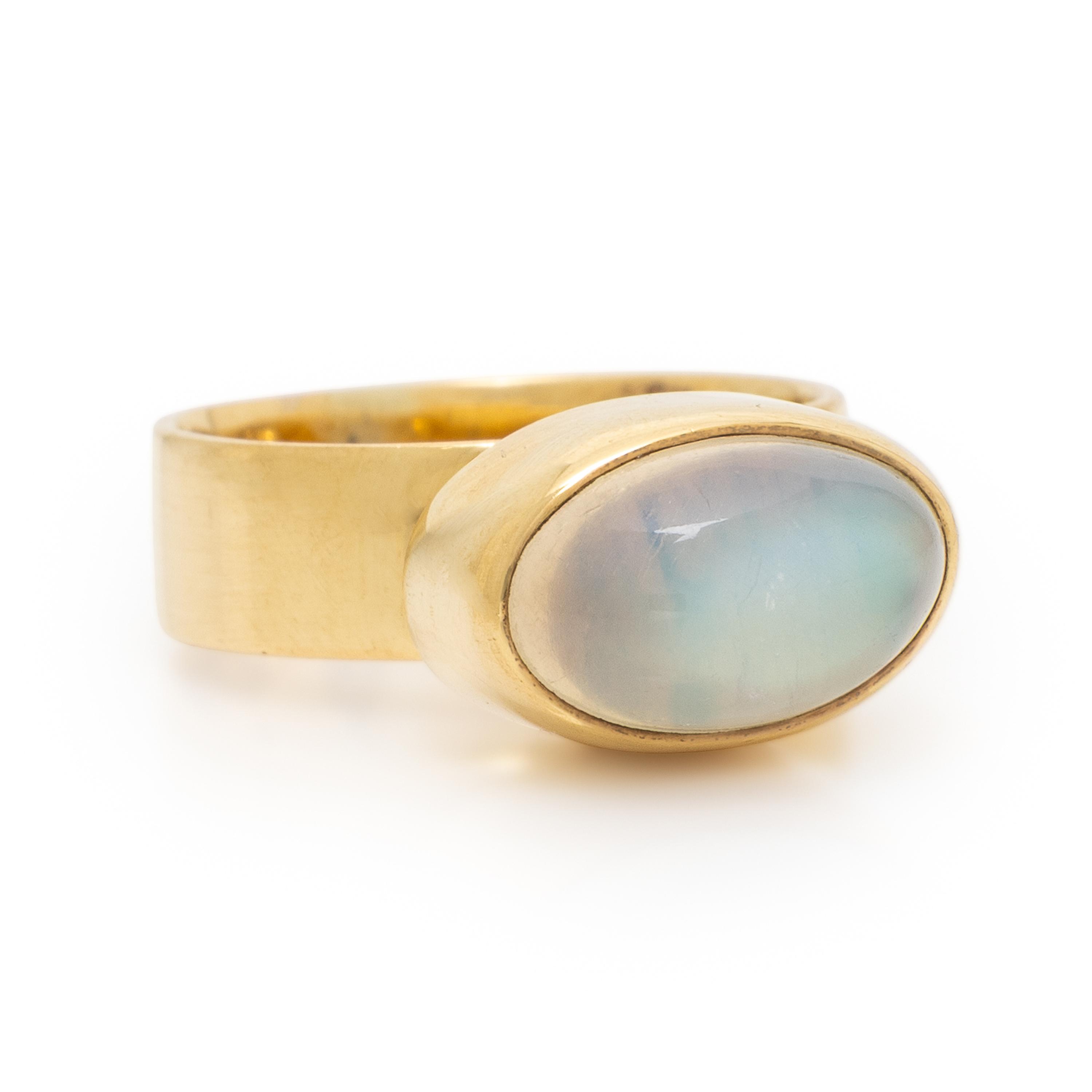 Wendy Ramshaw, Moonstone and Yellow Gold Ring