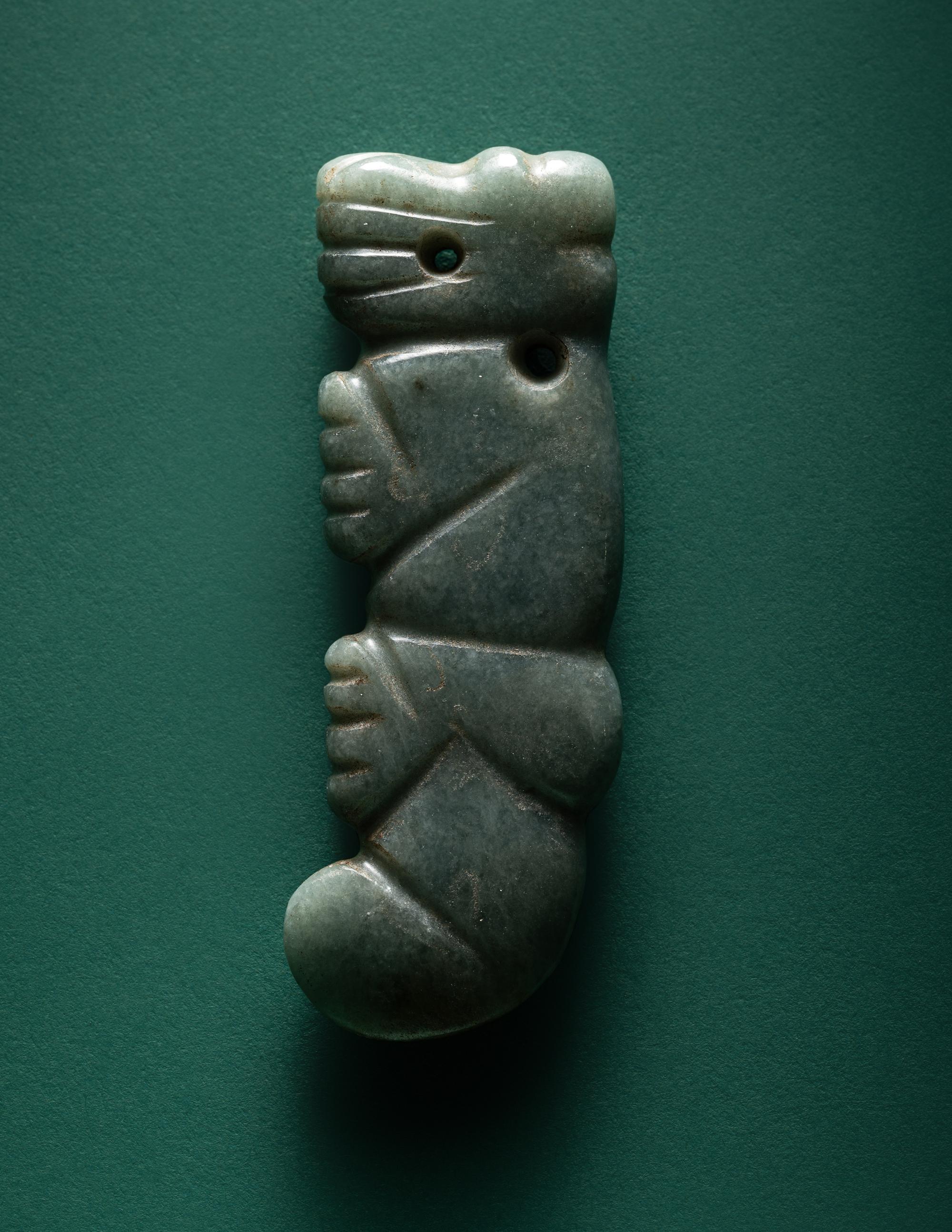 A Costa Rican Jade Zoomorphic Pendant