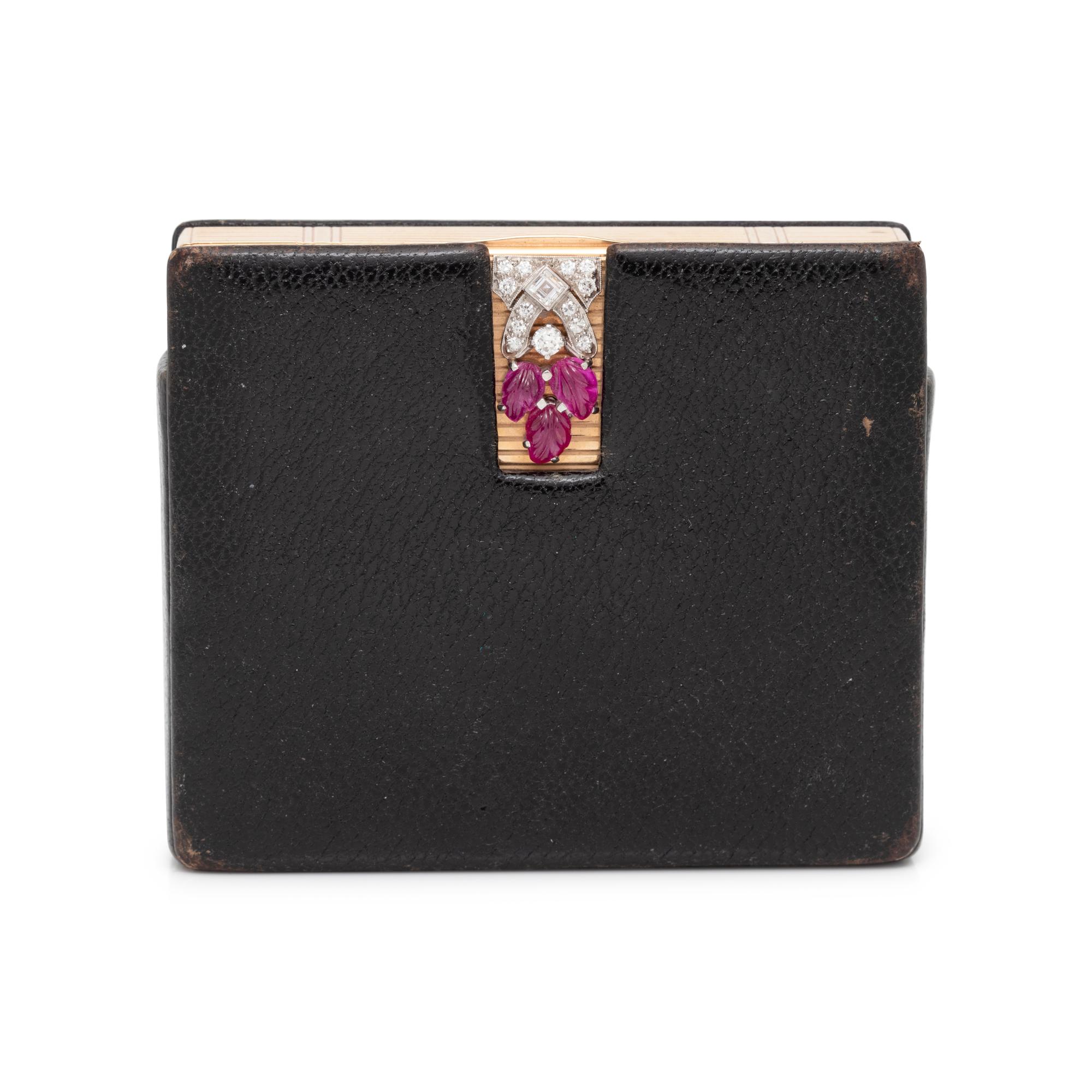 RETRO, YELLOW GOLD, RUBY AND DIAMOND COMPACT
