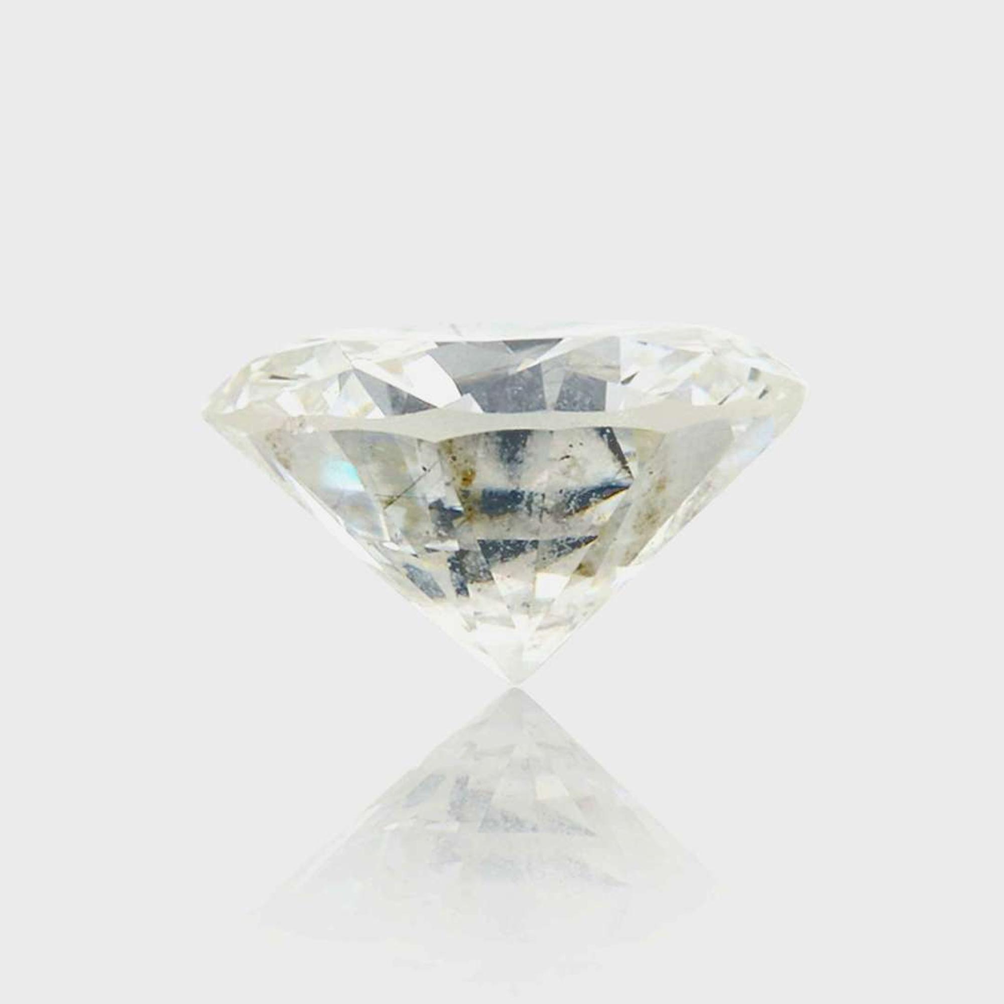 A diamond solitaire