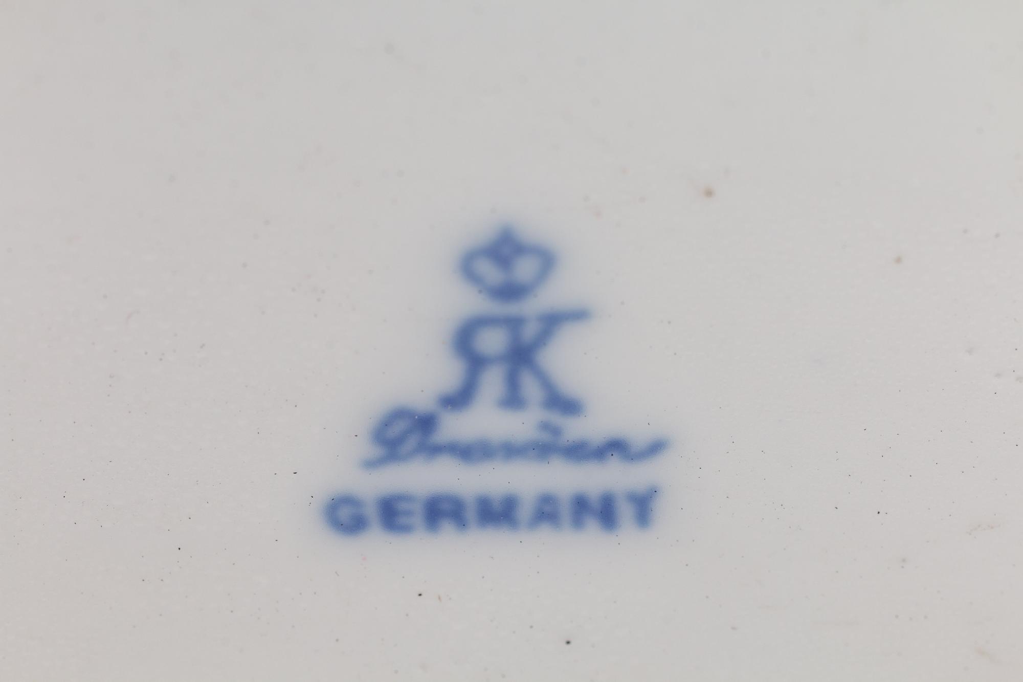 A Dresden Porcelain Figural Tureen