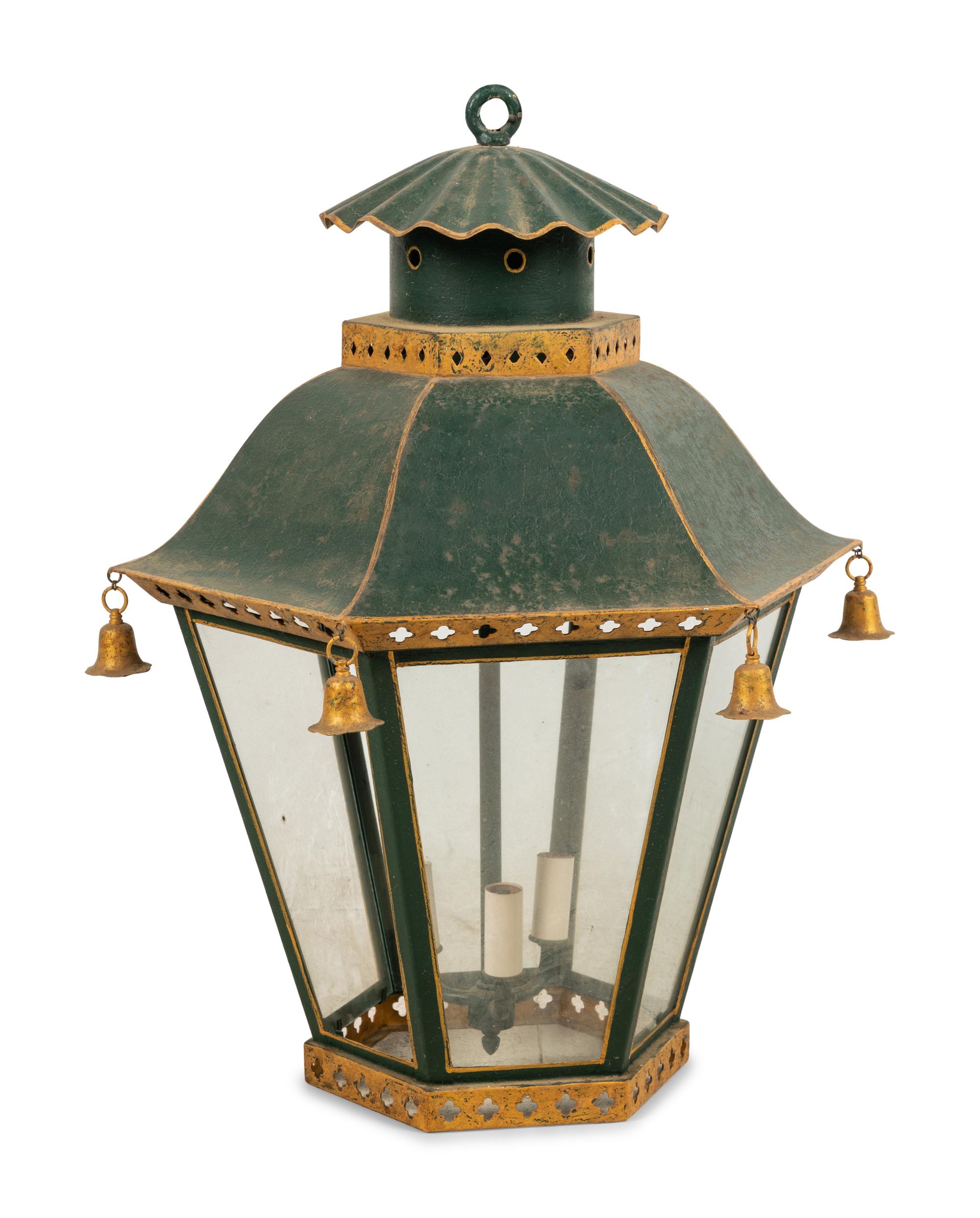 A Parcel Gilt Tôle Hall Lantern