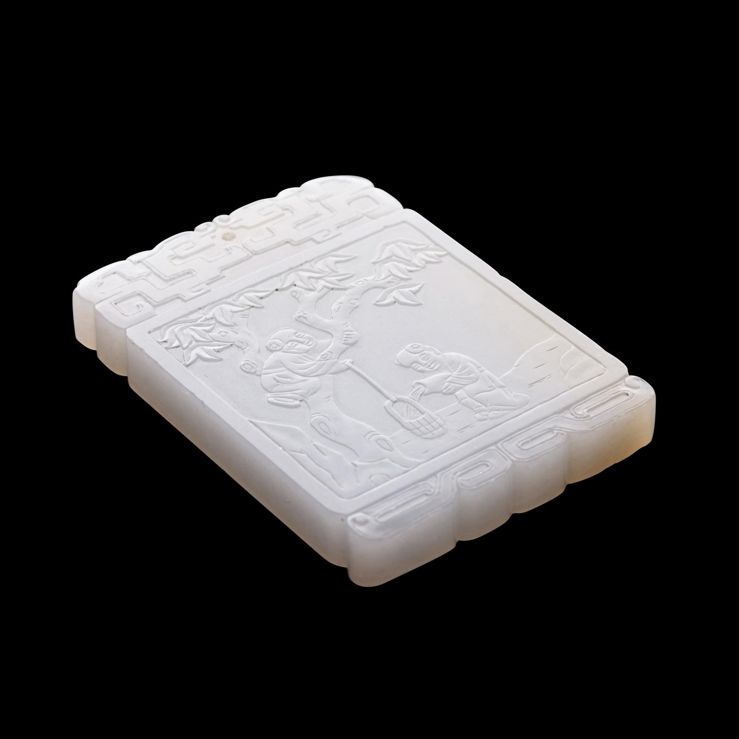 Three Chinese White Jade Plaques, 20th Century 近代 白玉牌三枚