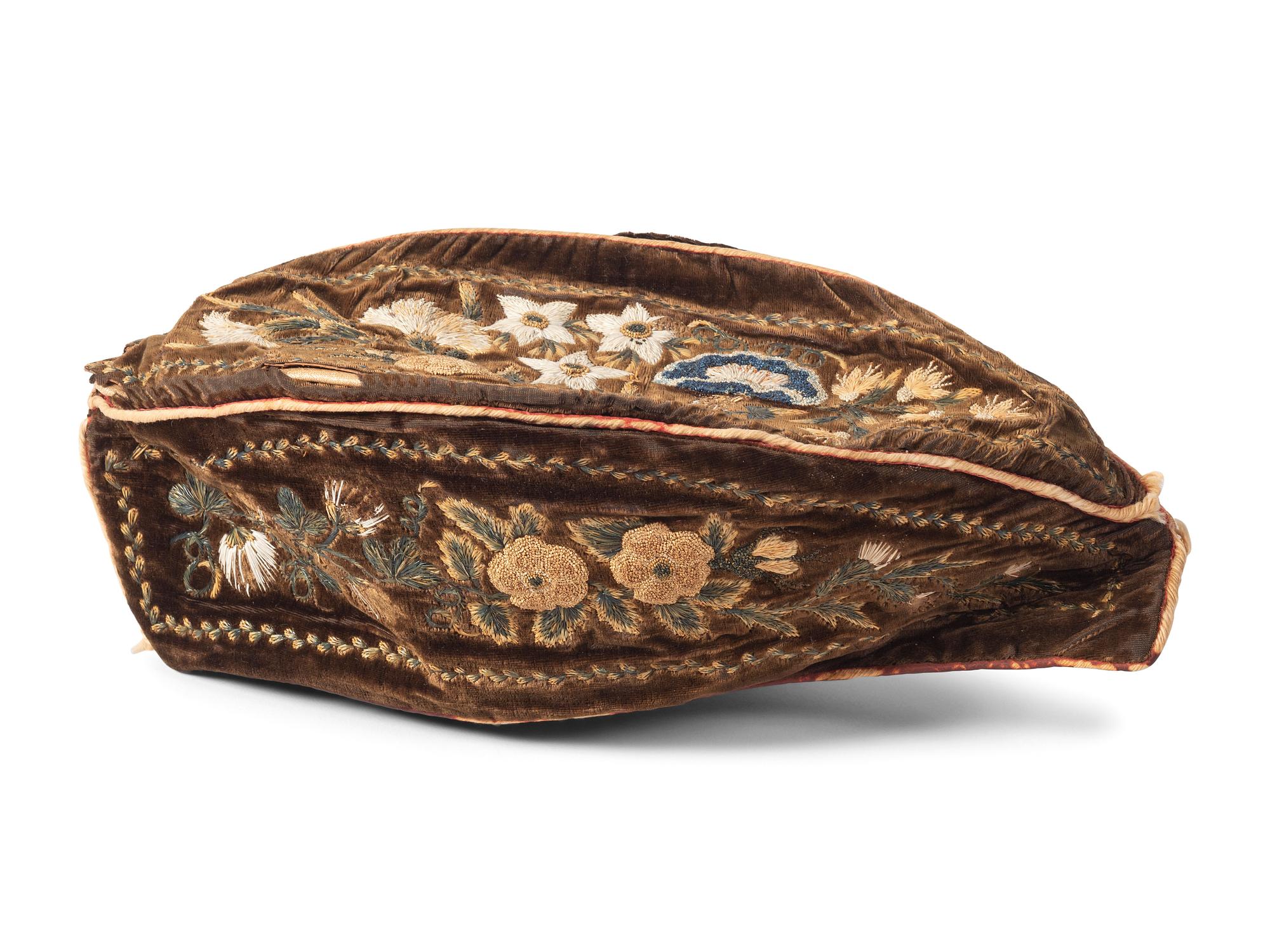 Huron Moose Hair Embroidered Glengarry Cap