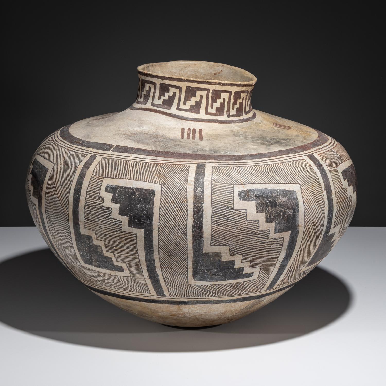 Massive Ancestral Pueblo, Snowflake Black-on-White Pottery Olla