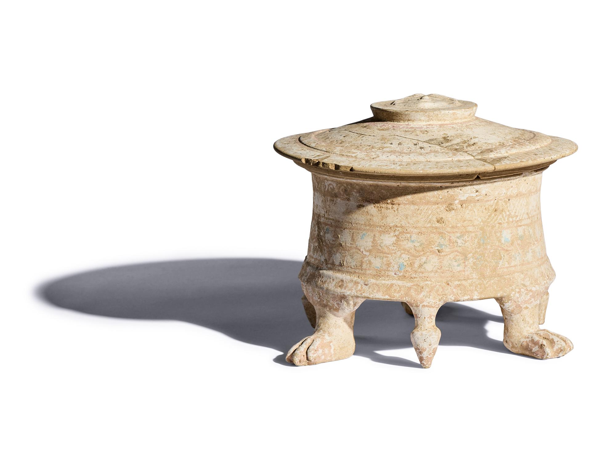 A Canosan Pottery Pyxis