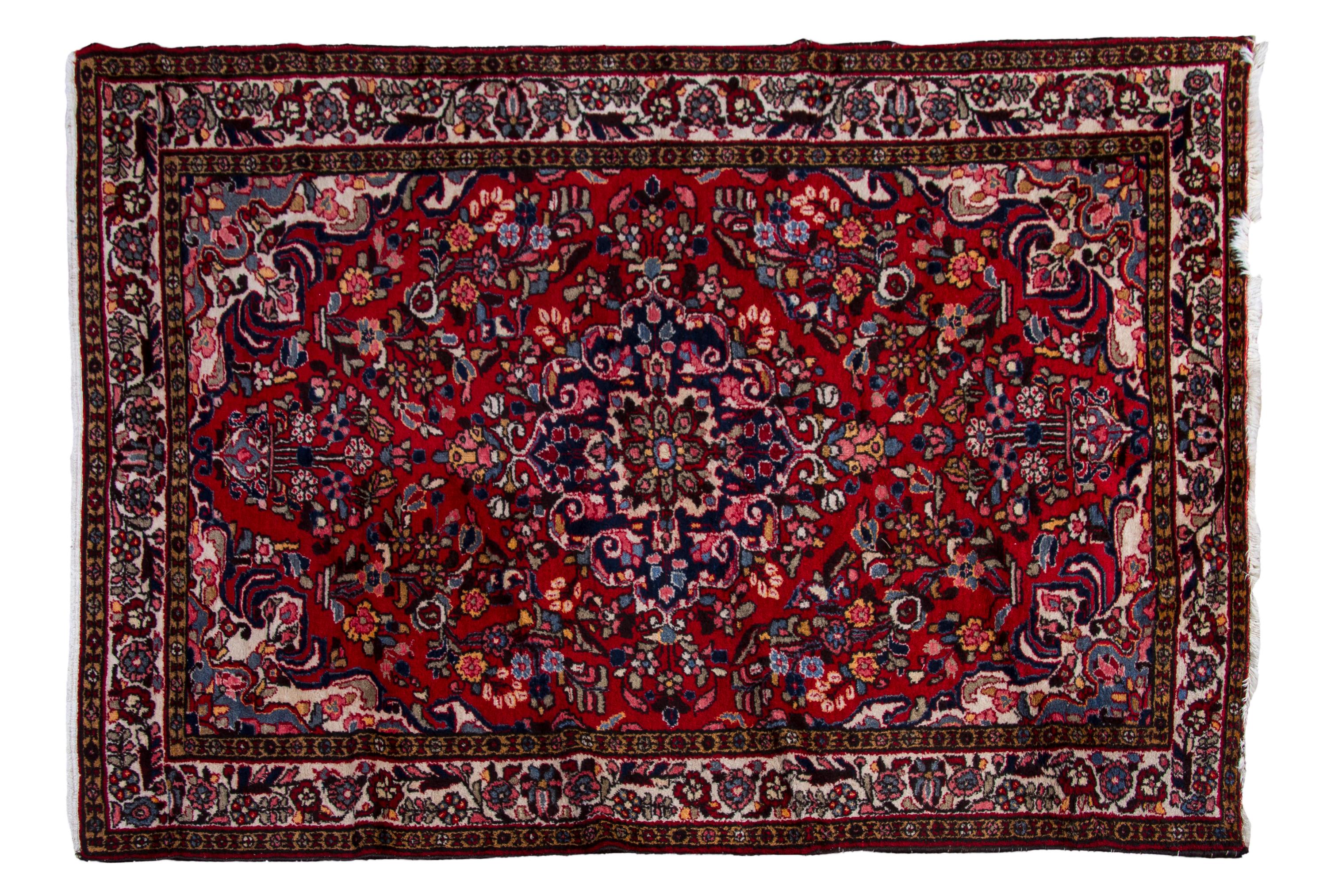 An Isfahan Wool Rug, 7 feet 3 inches x 4 feet 10 inches.