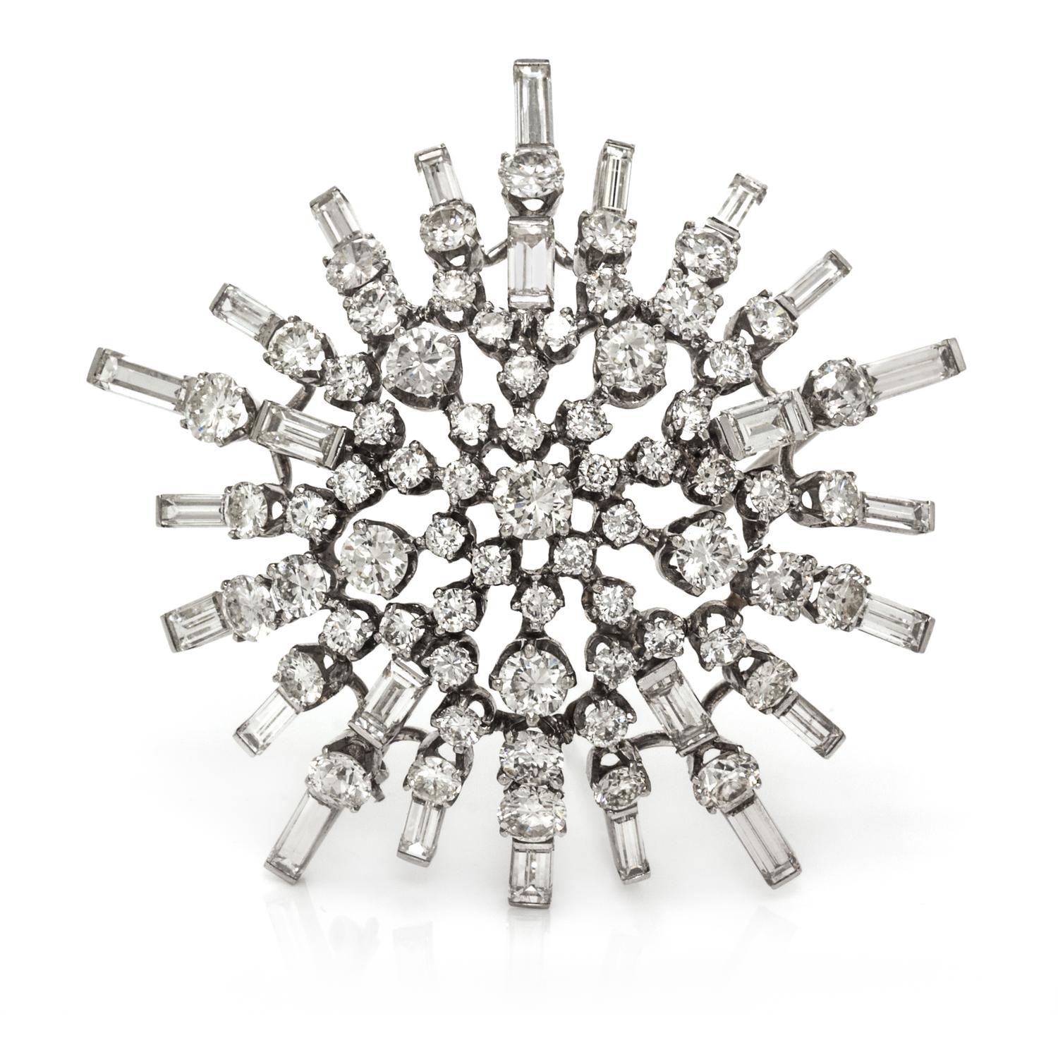 A Platinum and Diamond Brooch, 11.80 dwts.
