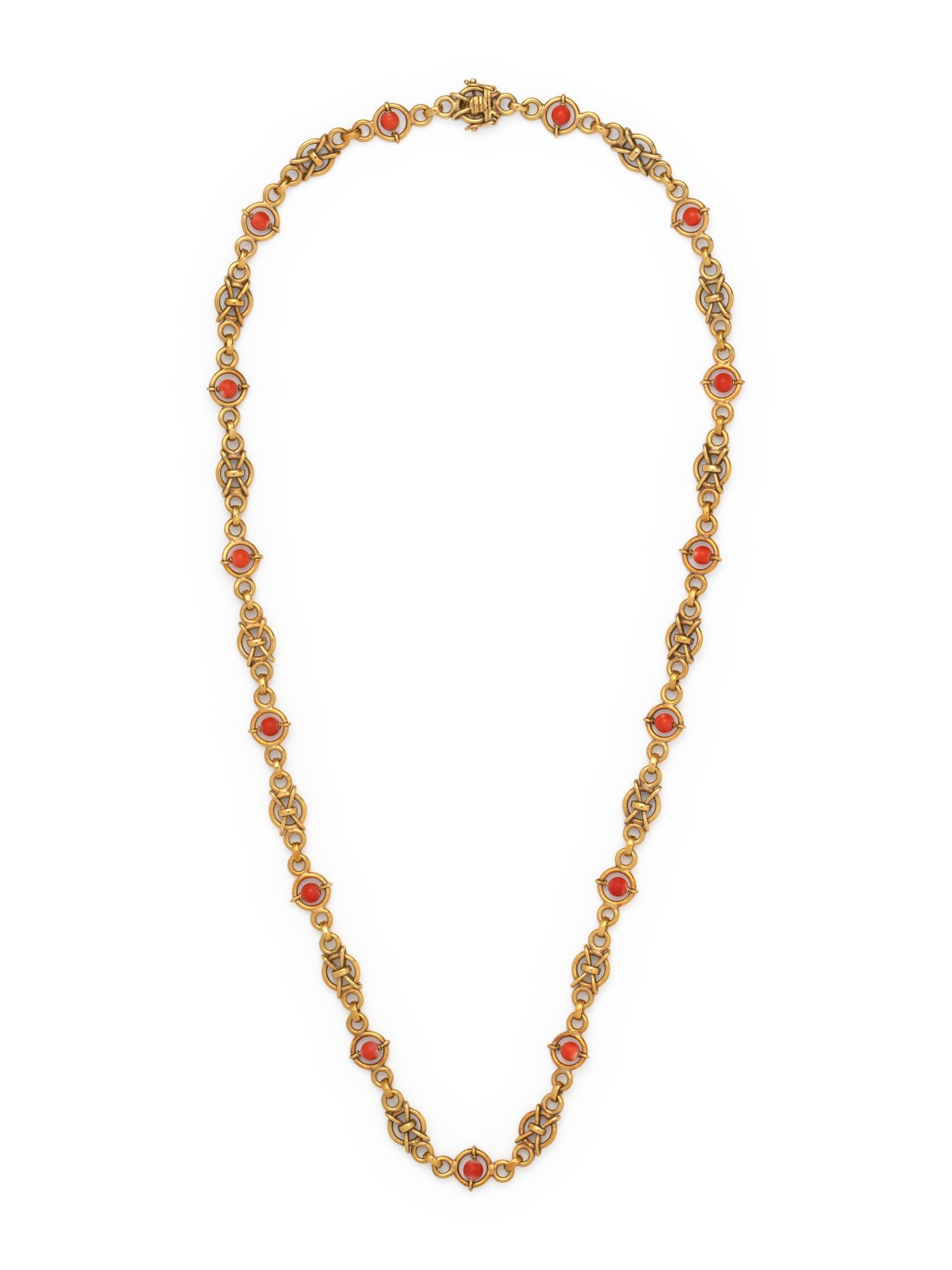 YELLOW GOLD AND CORAL NECKLACE