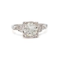 WHITE GOLD AND DIAMOND RING