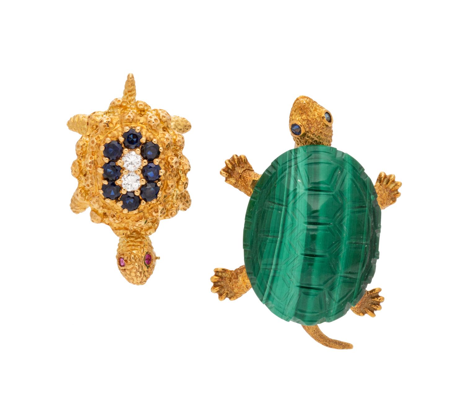 COLLECTION OF YELLOW GOLD TURTLE BROOCHES