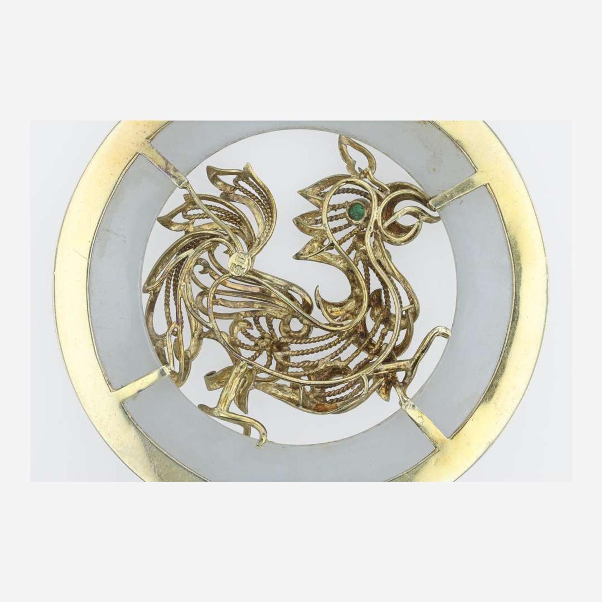 A 14K yellow gold and jade necklace Year of the Rooster