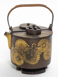 A Japanese Copper Teapot Height 6 inches.