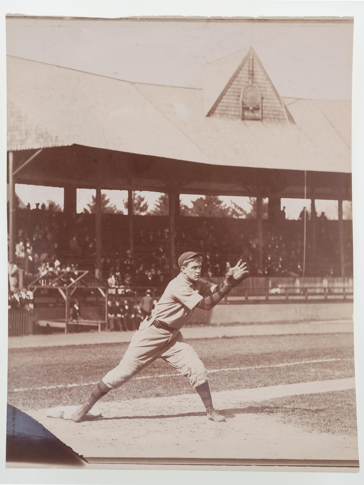 [SPORTS]. A group of 5 photographs of baseball players.