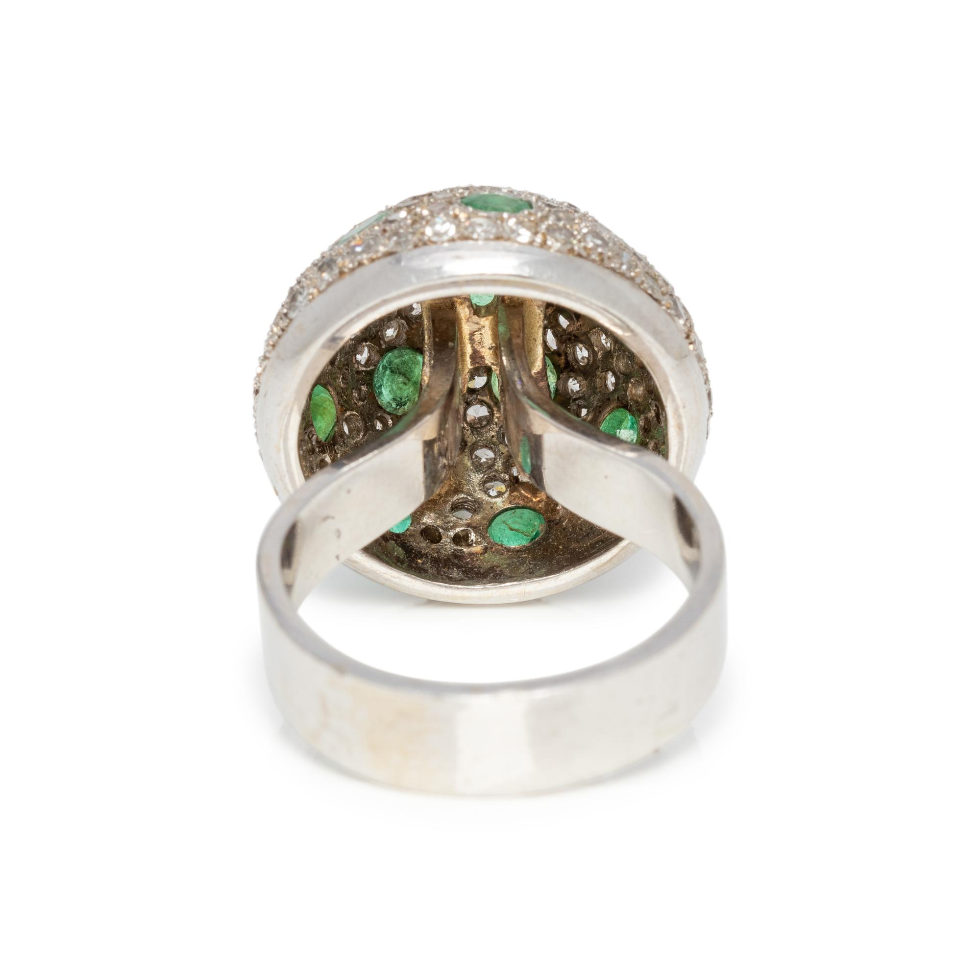 EMERALD AND DIAMOND RING