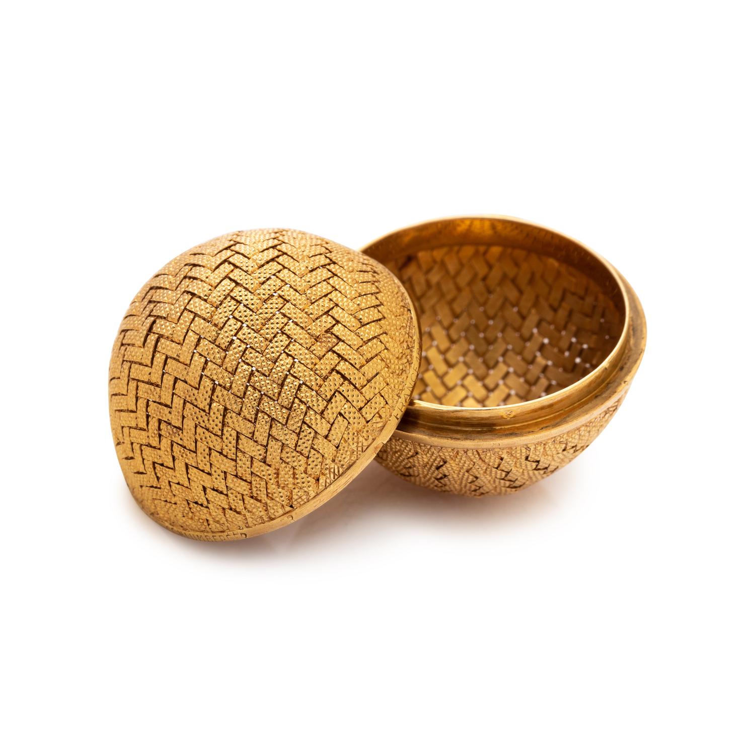 TIFFANY & CO., SCHLUMBERGER, YELLOW GOLD PILLBOX
