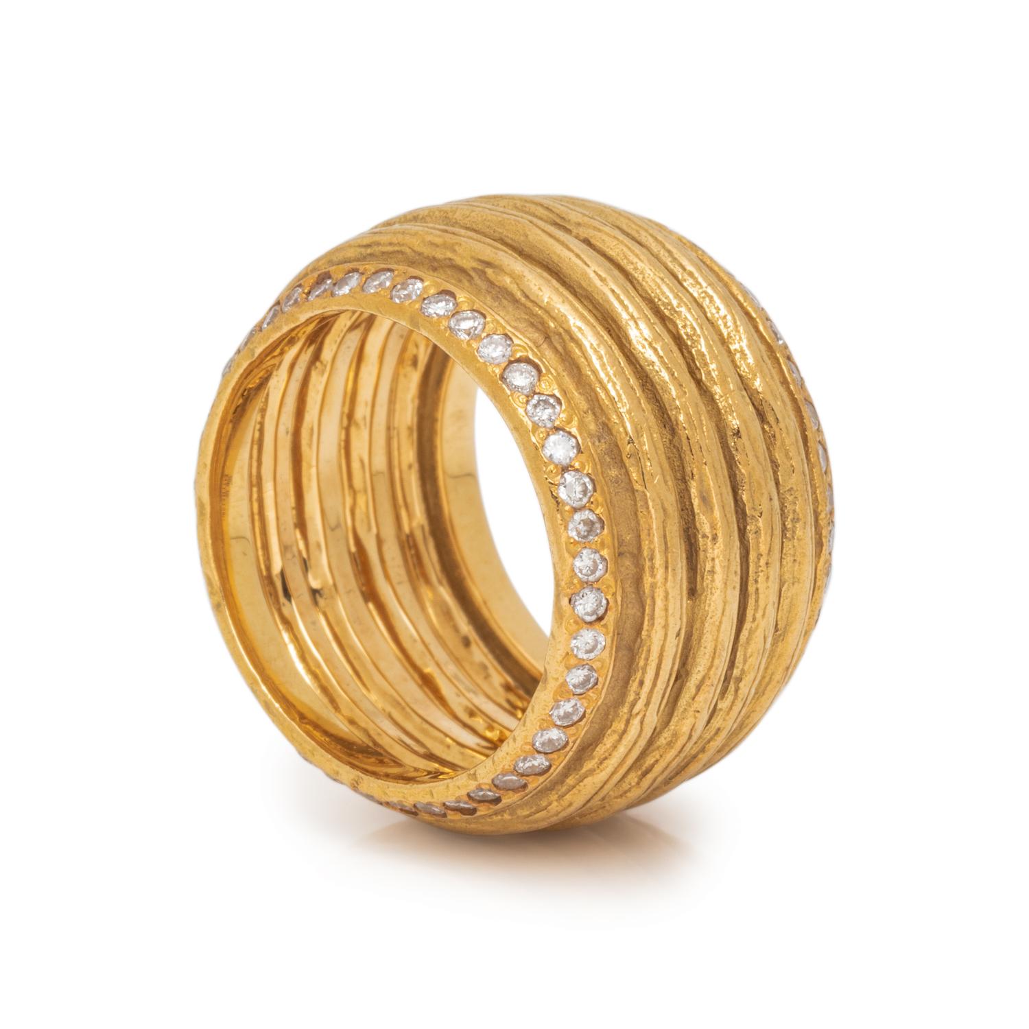 KATY BRISCOE, YELLOW GOLD AND DIAMOND 'COLUMN' RING