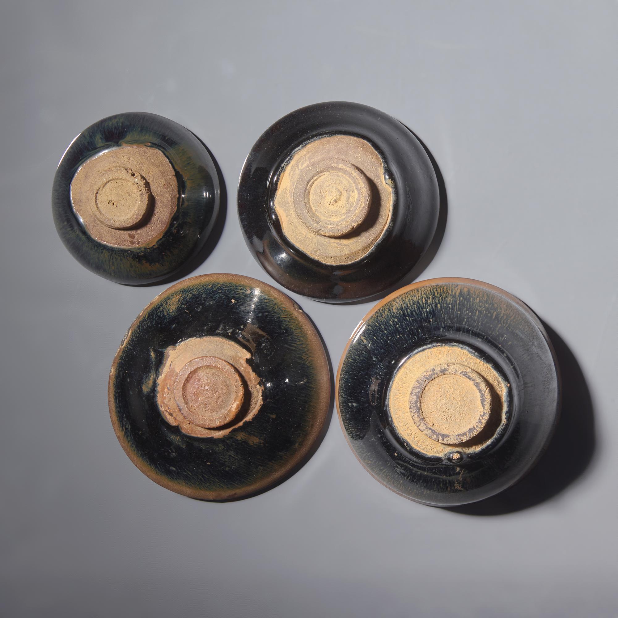 Four Chinese Jian-Type Tea Bowls — 建盞四件