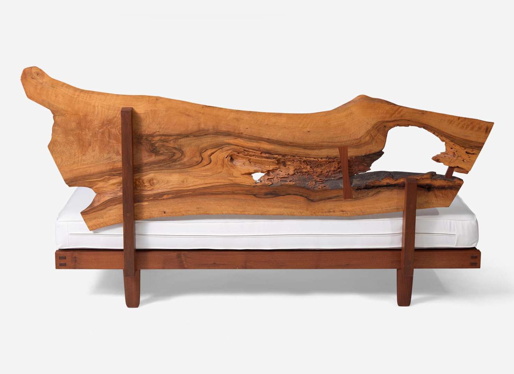 George Nakashima, Exceptional Daybed with Plank Back