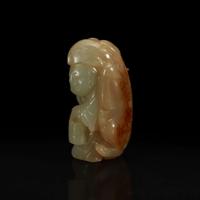 Three small Chinese carved jade figures 玉雕人物三件