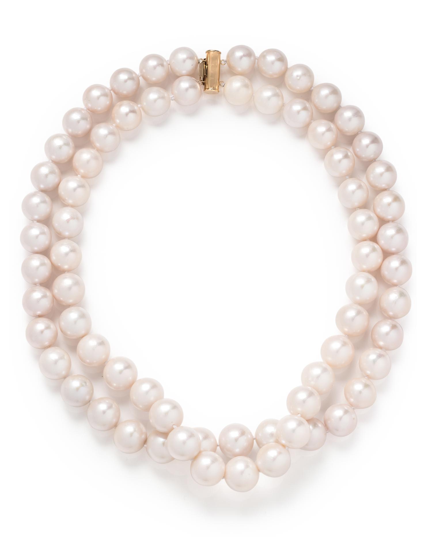 CULTURED SOUTH SEA PEARL NECKLACE