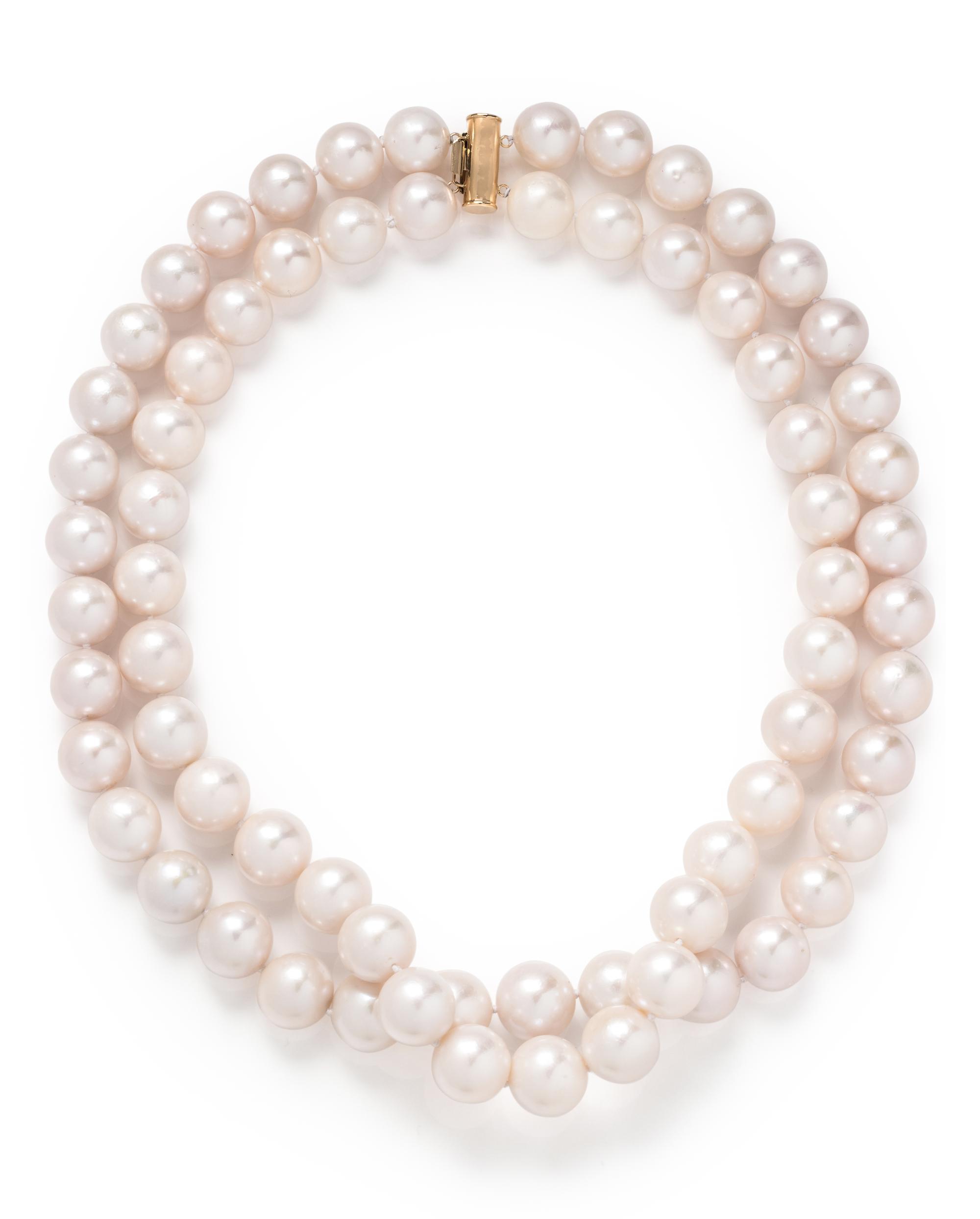 CULTURED SOUTH SEA PEARL NECKLACE