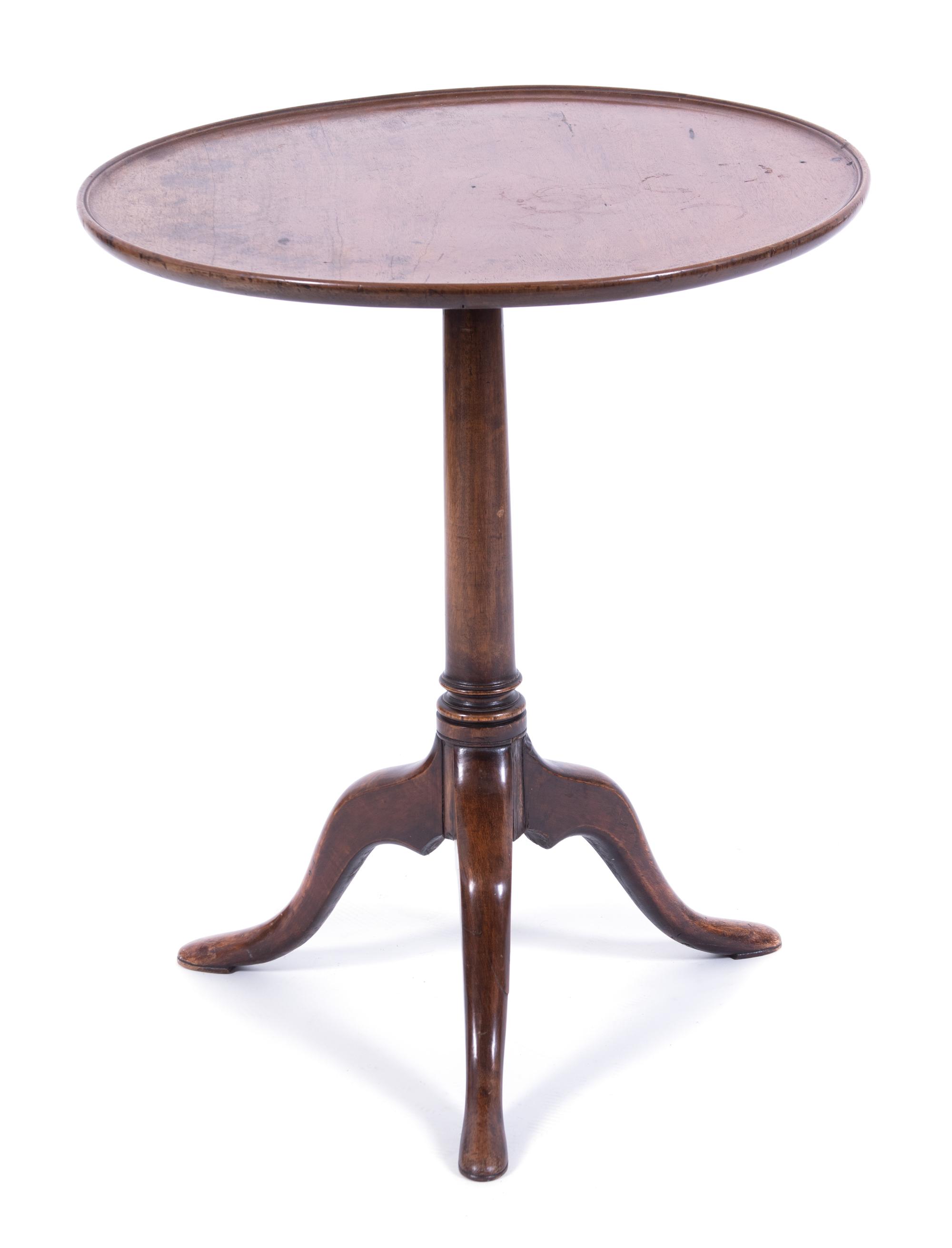 A Chippendale Style Mahogany Pie Crust Tripod Table — 19TH CENTURY