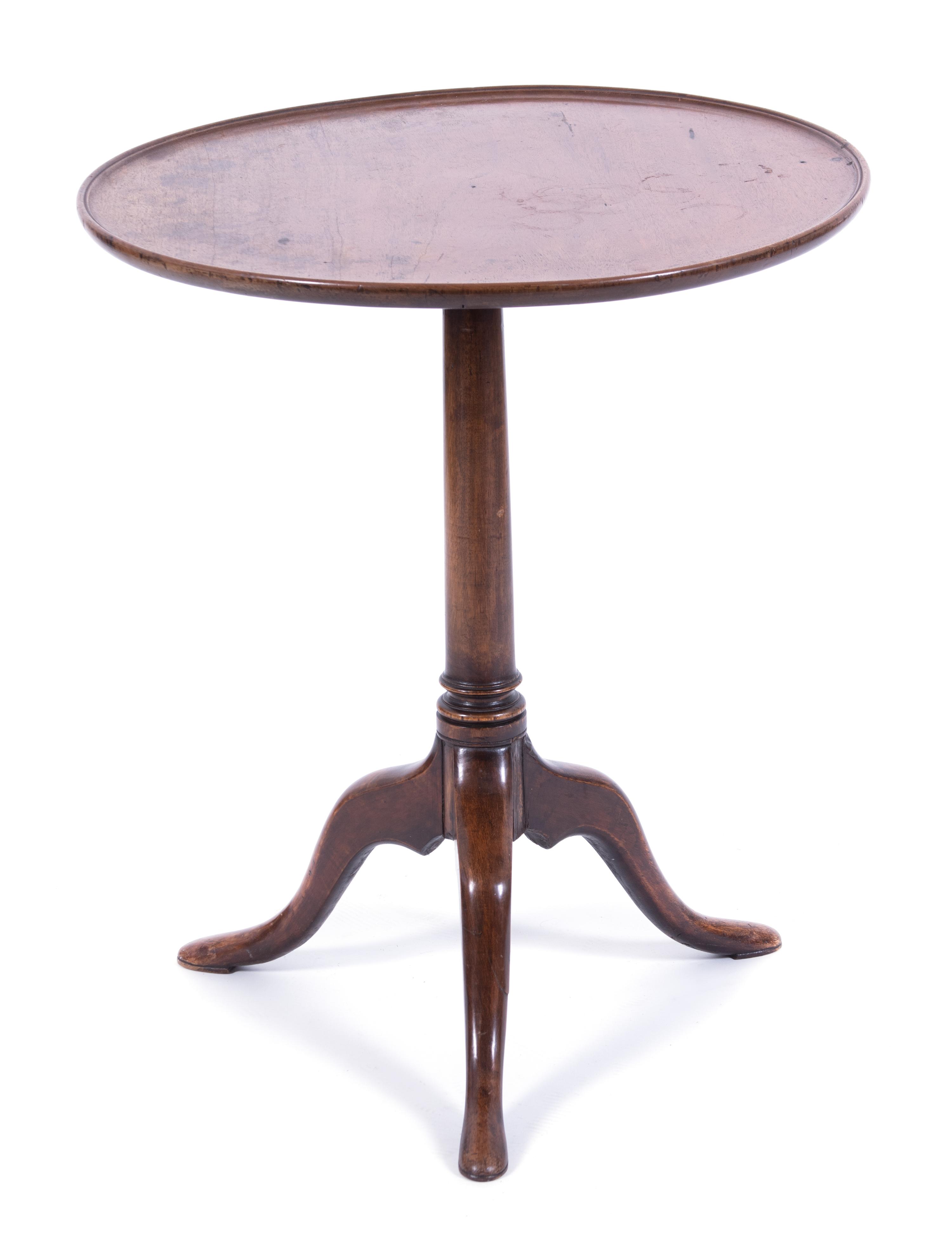A Chippendale Style Mahogany Pie Crust Tripod Table — 19TH CENTURY