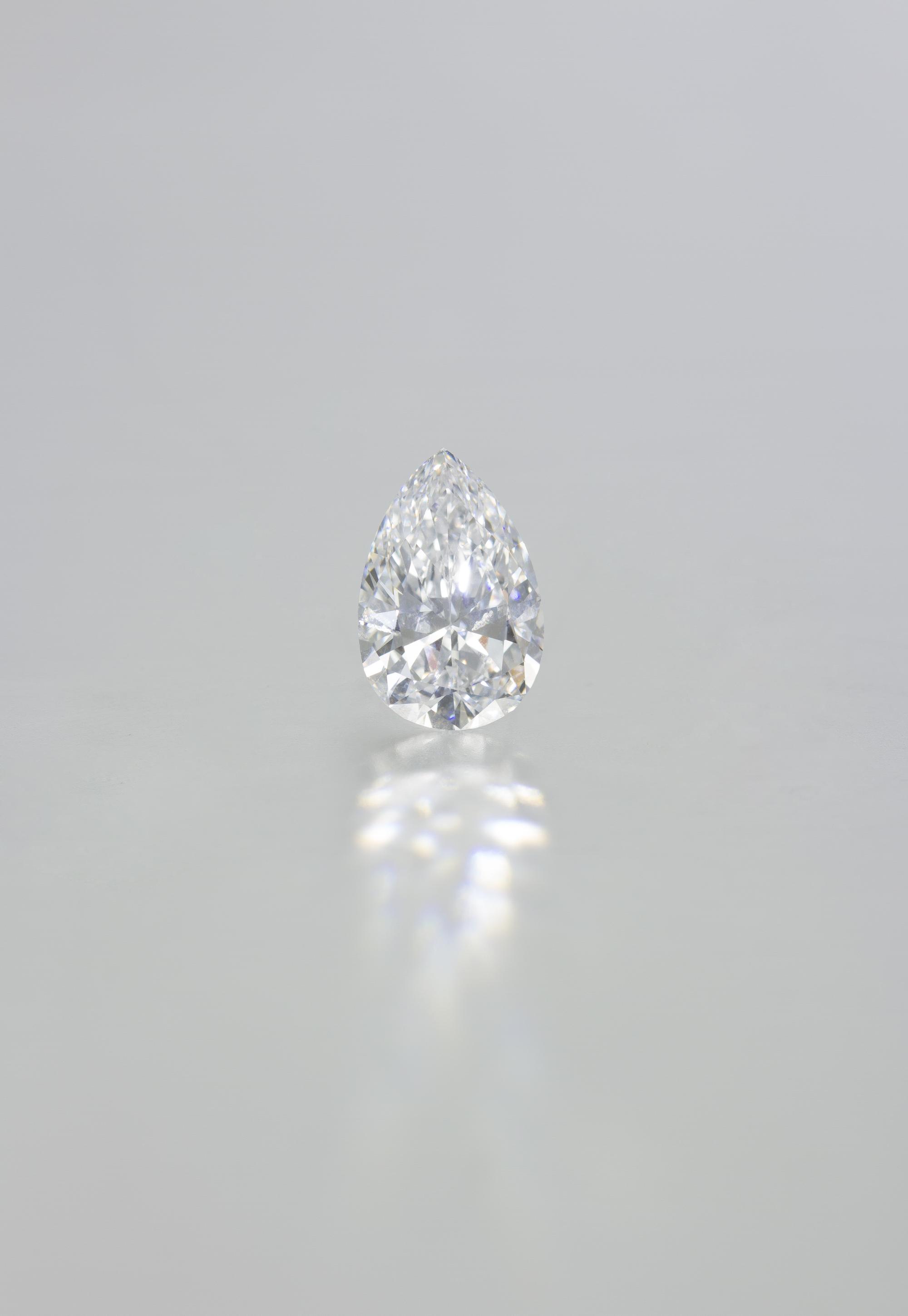 A Platinum and Diamond Ring, Tivol, 4.60 dwts.