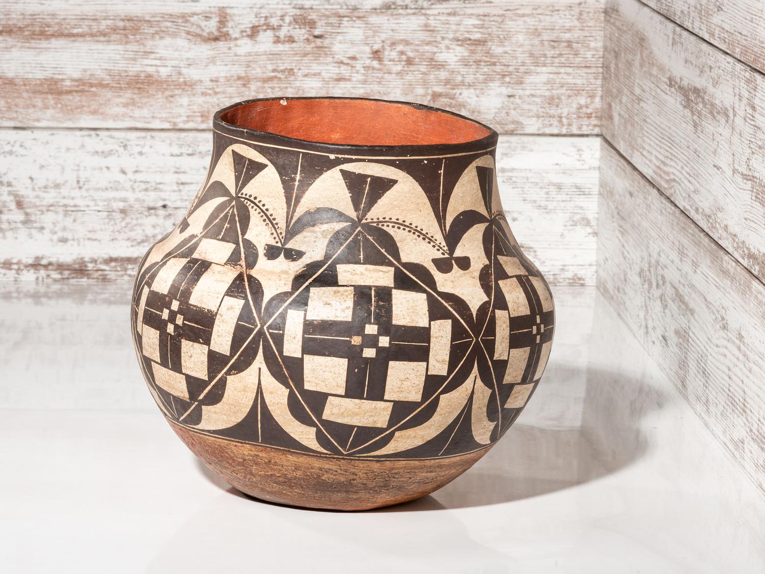 Acoma Pottery Jar