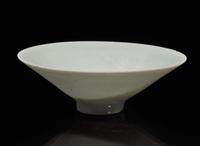 A Chinese qingbai incised flared bowl, Southern Song dynasty 青白斗笠盞 南宋