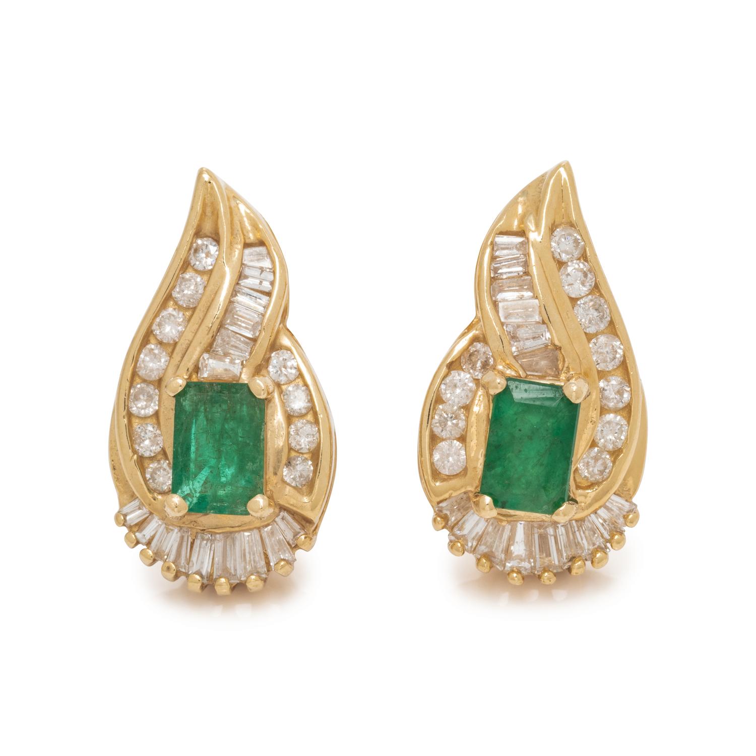EMERALD AND DIAMOND EARCLIPS