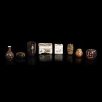 A group of eight assorted Japanese lacquer boxes and vases 日本漆器八件 19th to 20th century ???????