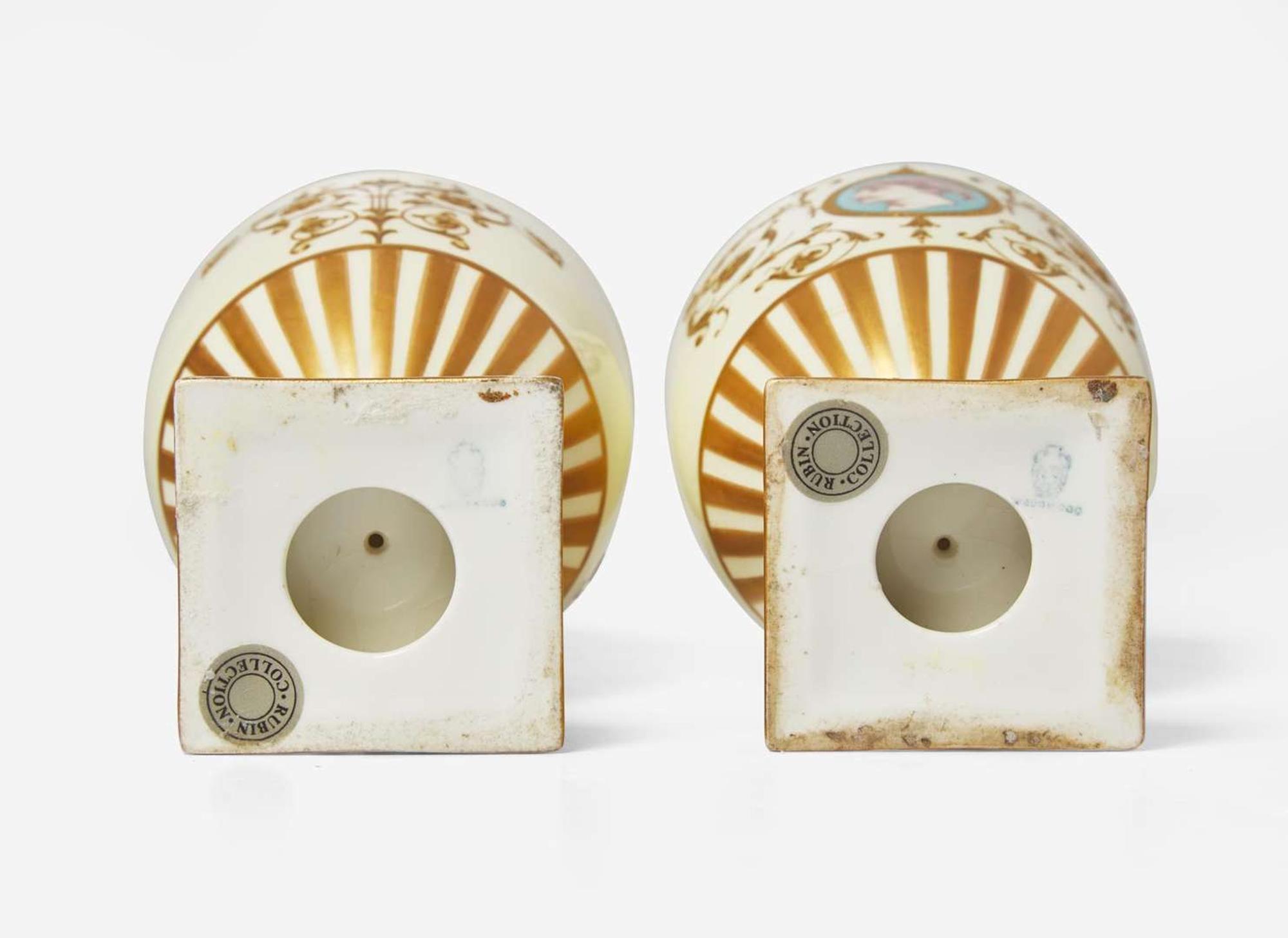 A Pair of Wedgwood Bone China "Victoria" Pattern Vases and Covers, UK, circa 1880