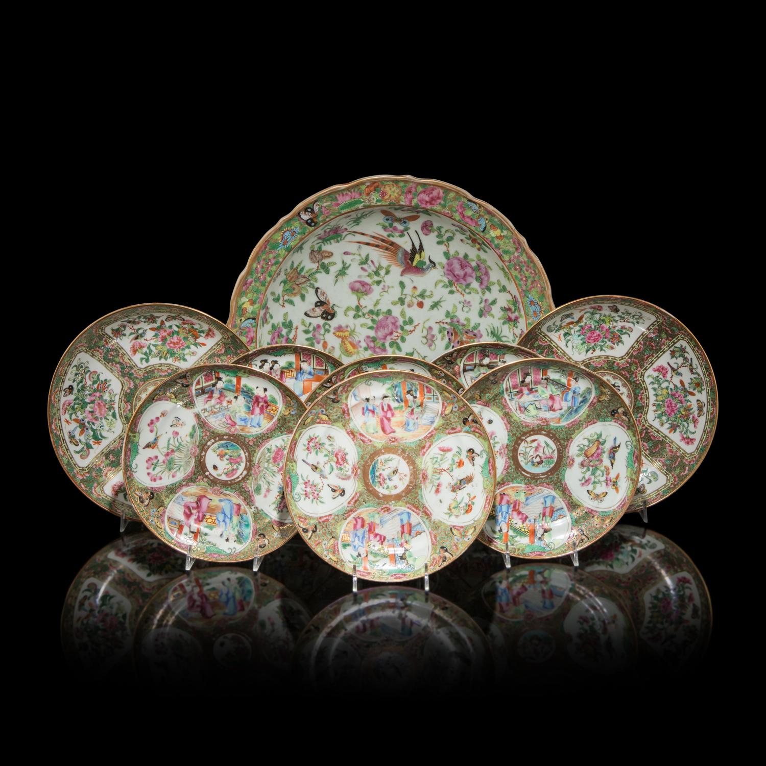 A Group of Eight Assorted Chinese Rose Medallion Dishes and a Charger, Second Half 19th Century 清晚期 廣彩賞盤一組八件