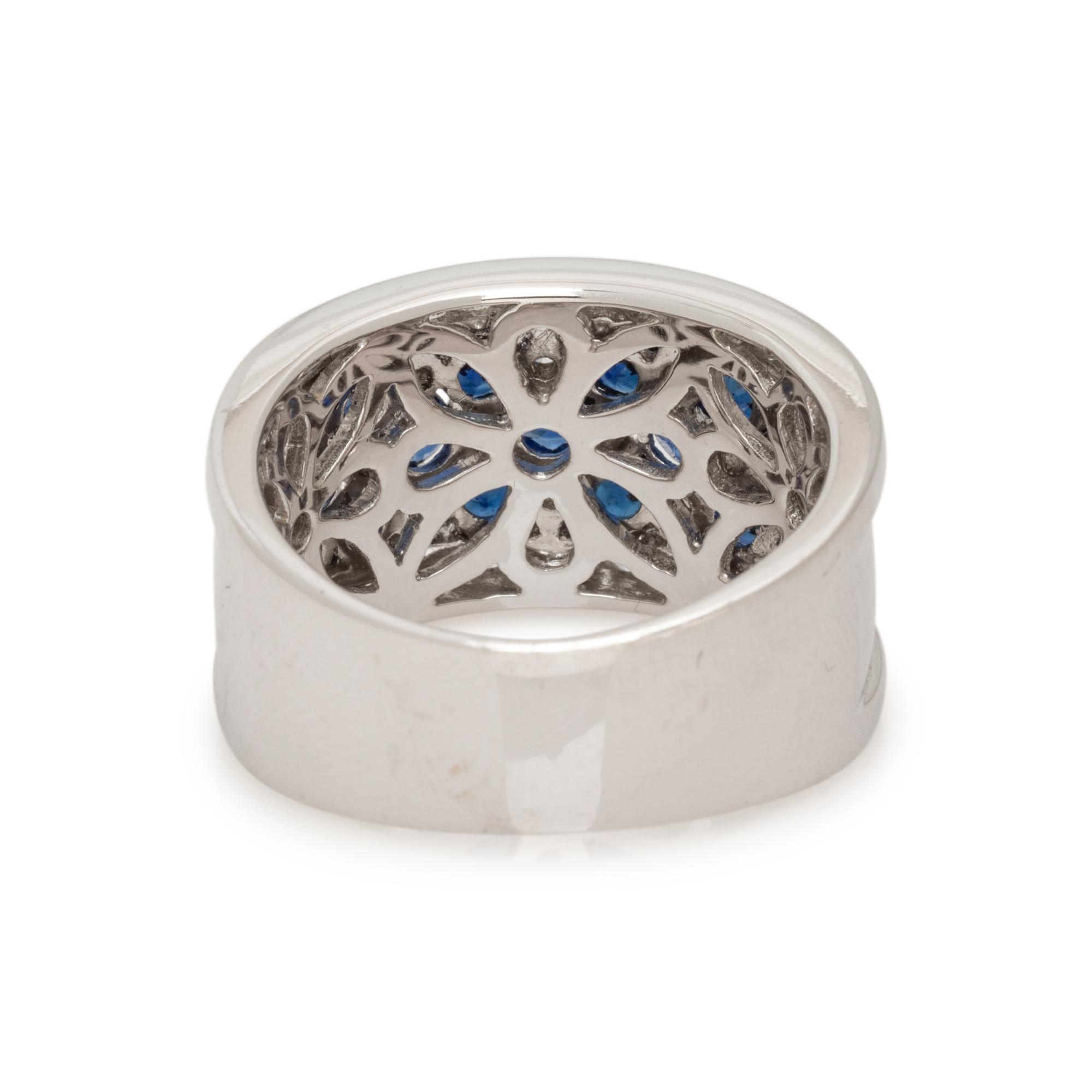 DIAMOND AND SAPPHIRE RING