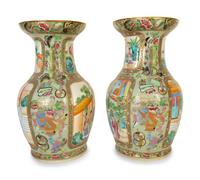 A Pair of Chinese Export Famille Rose Porcelain Vases — 19th/20th Century