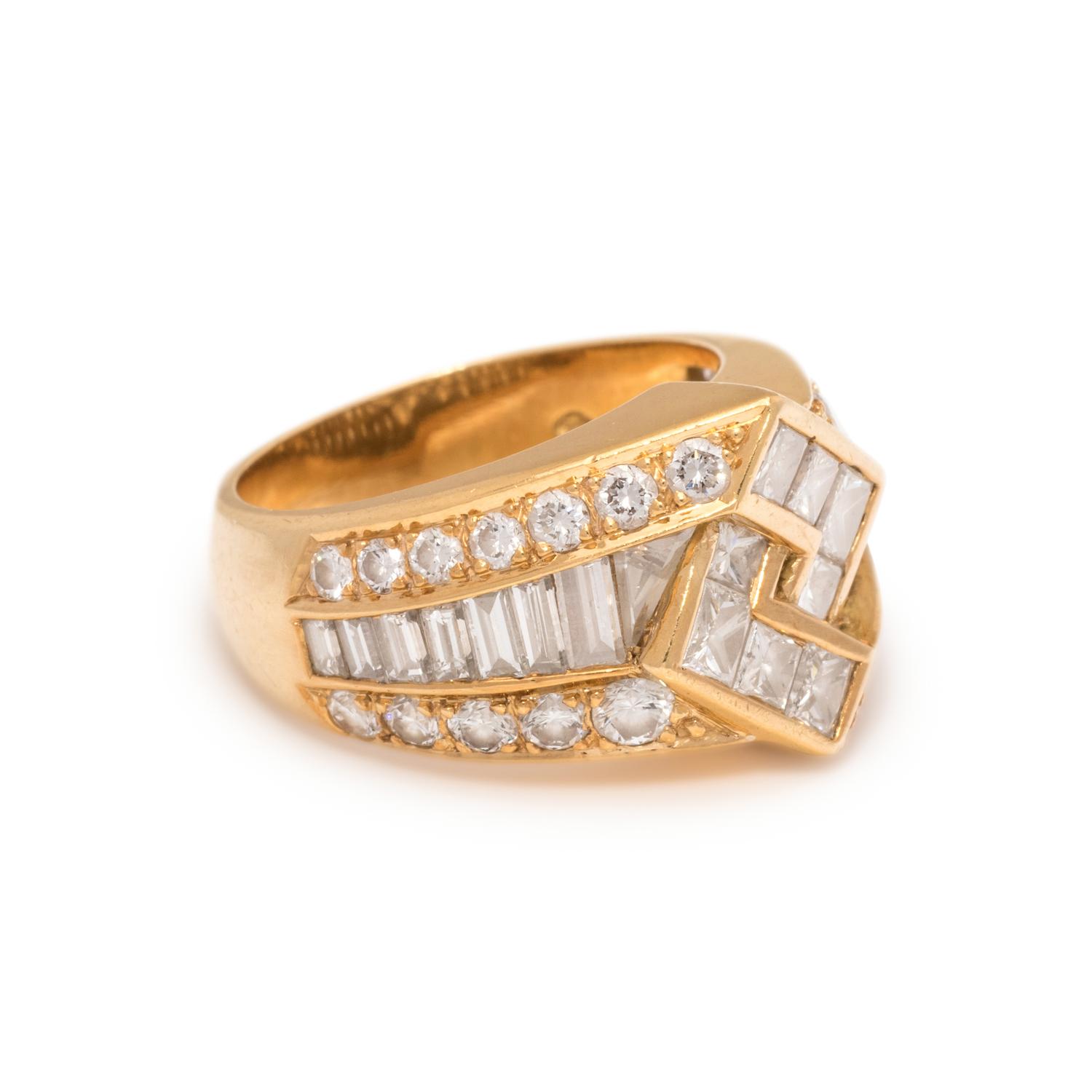 DIAMOND RING