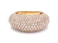 An 18 Karat Yellow Gold and Diamond Ring,