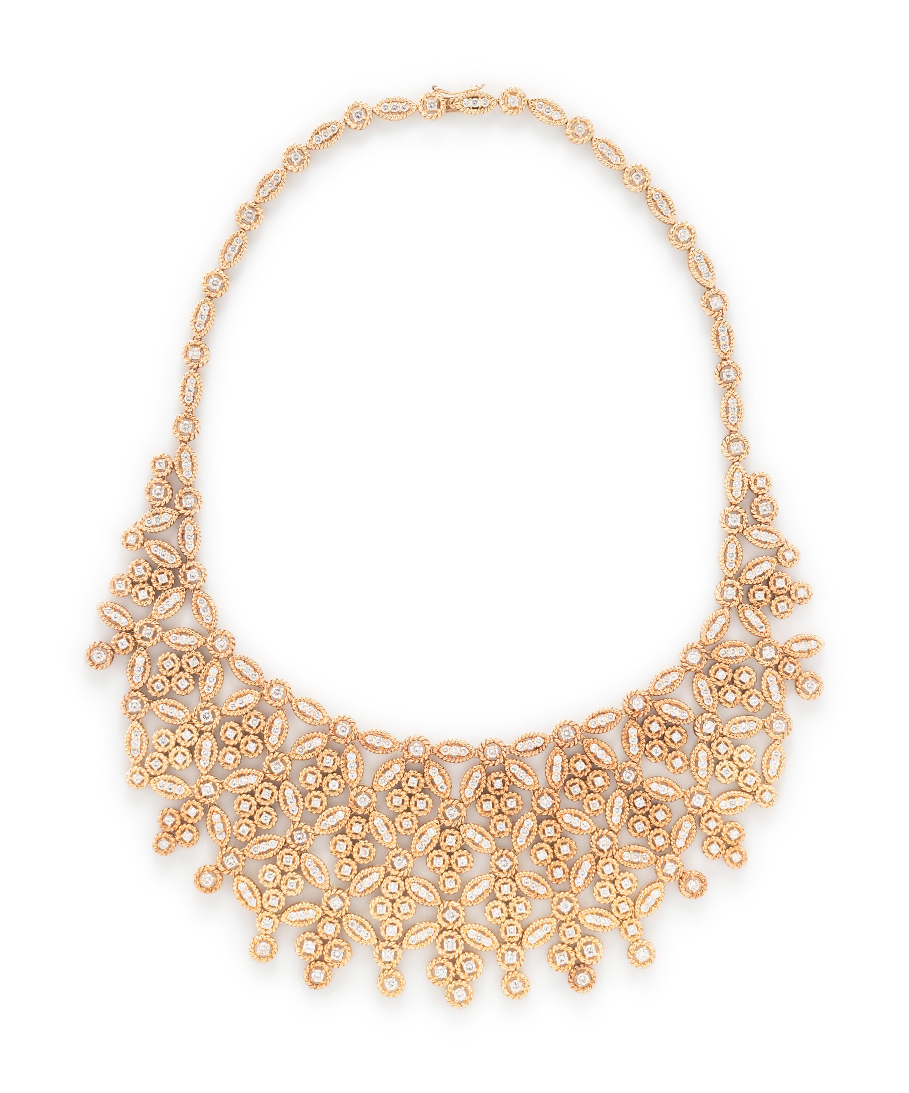 YELLOW GOLD AND DIAMOND NECKLACE AND EARRINGS