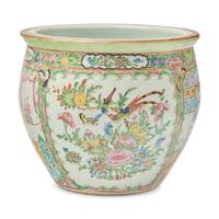 A Chinese Export Porcelain Rose Medallion Jardiniere