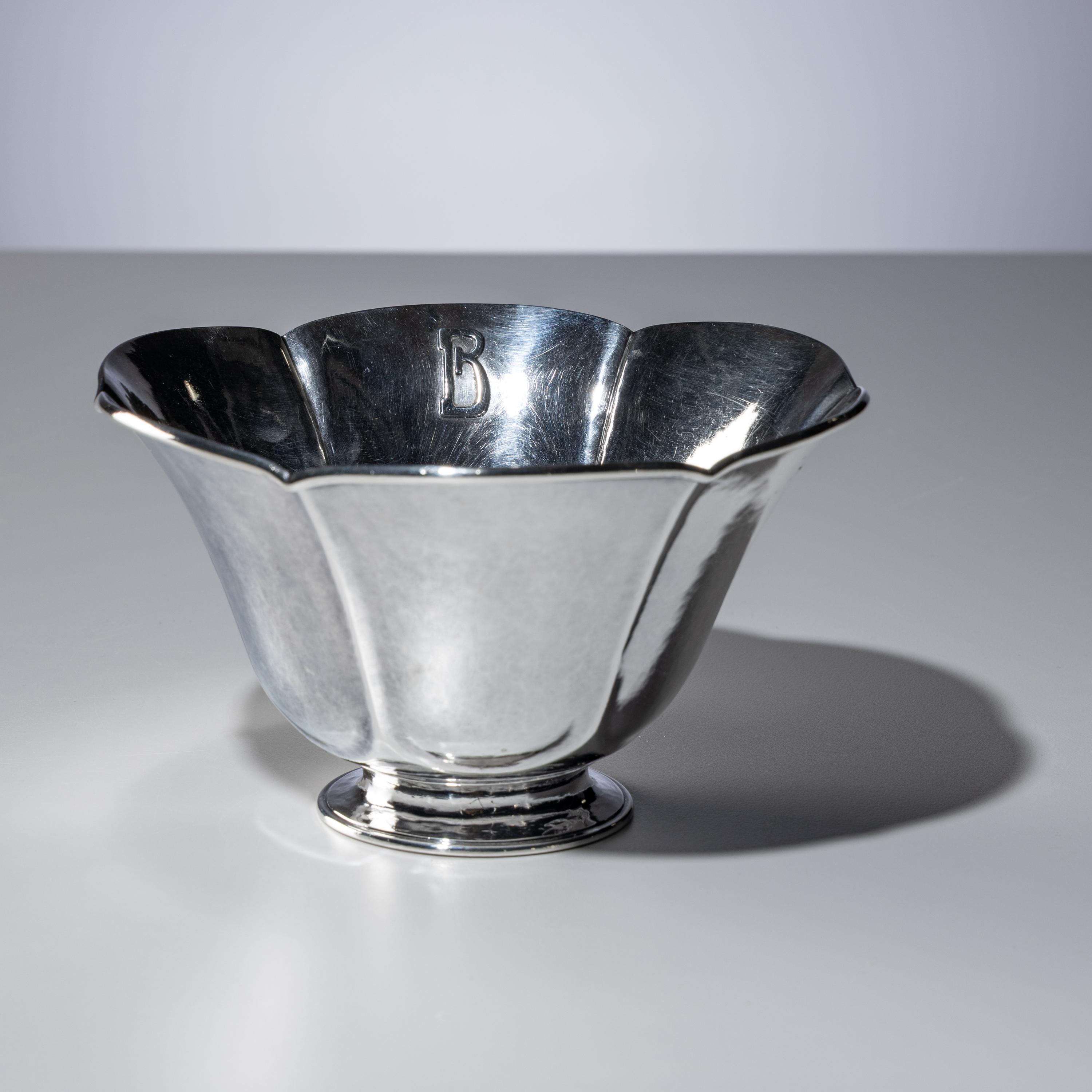 Kalo Shop, Chicago (American, Founded 1880) — Flower Form Bowl