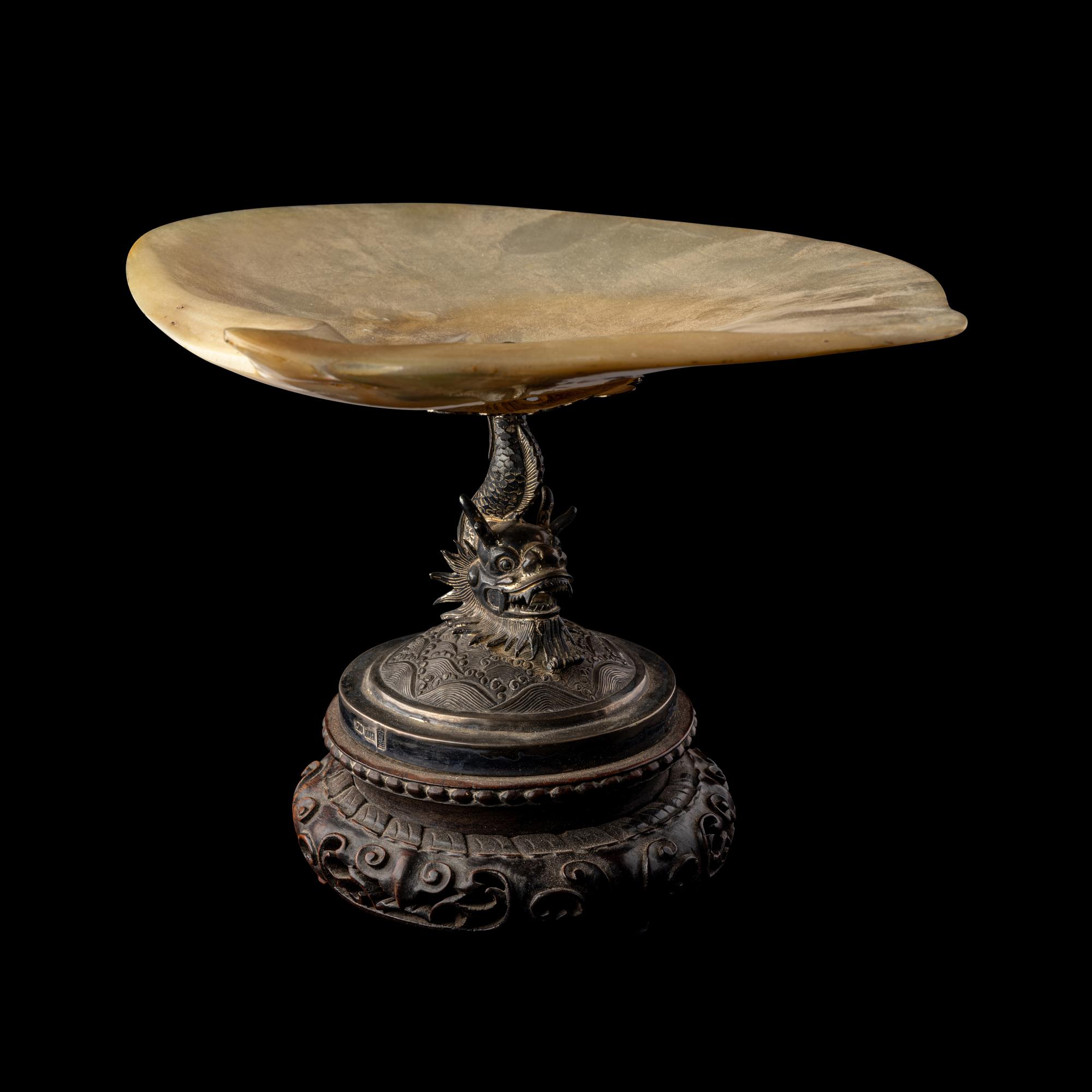 A Chinese Export Silver and Mother-of-Pearl Stem Plate