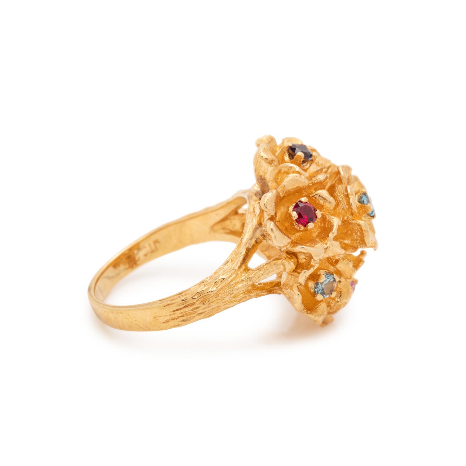 YELLOW GOLD AND MULTIGEM FLOWER RING