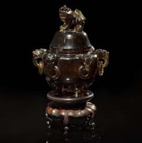 A Chinese smokey quartz censer and cover 烟晶石带盖香炉